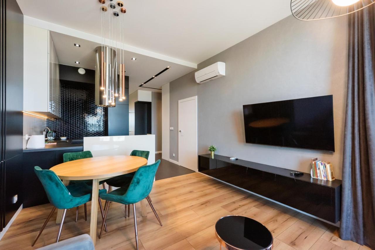 Praga 23rd Floor High-class Apartment Warschau